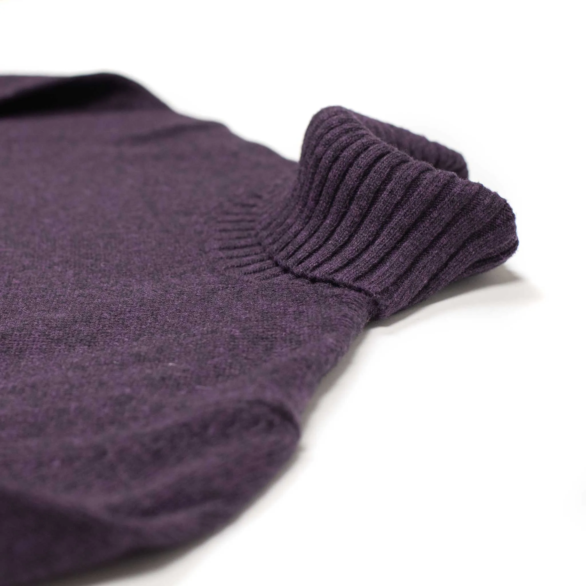 AAmintore turtleneck sweater in dark purple fine gauge wool mix