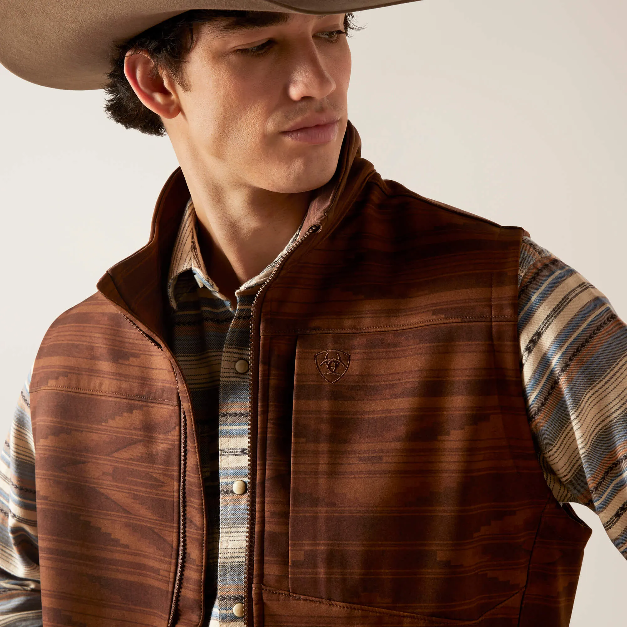 Ariat Men's Shaved Chocolate Logo 2.0 Chimayo Vest