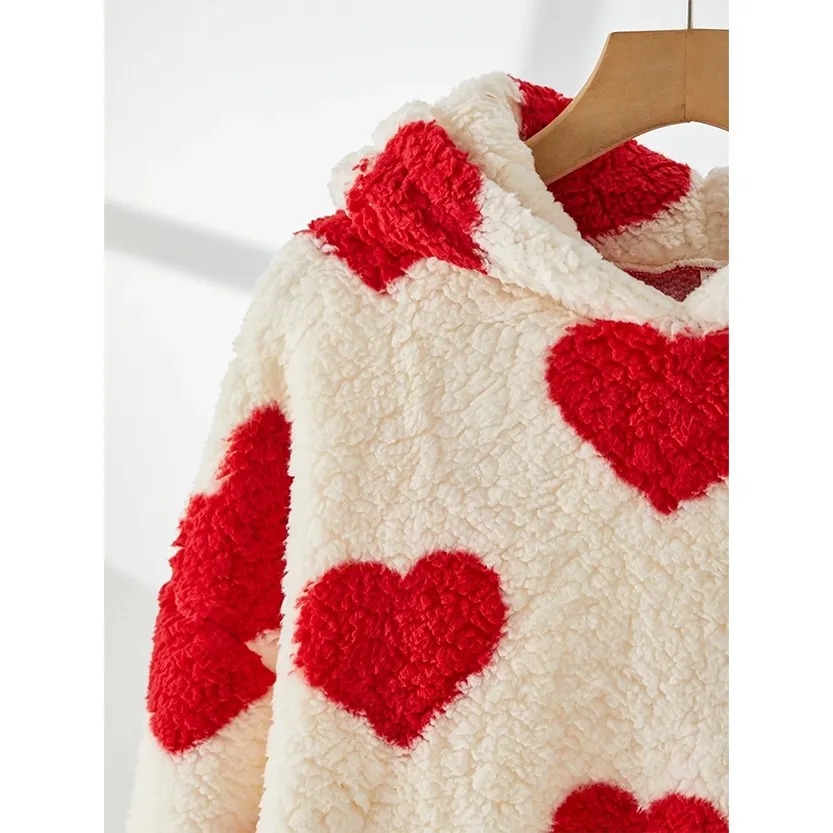 Funki Buys | Sweaters | Women's Fuzzy Heart Pocketed Hoodie