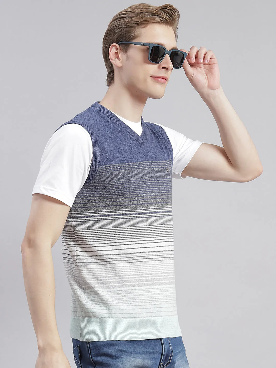 Men Blue Stripe V Neck Sleeveless Sweaters/Pullovers