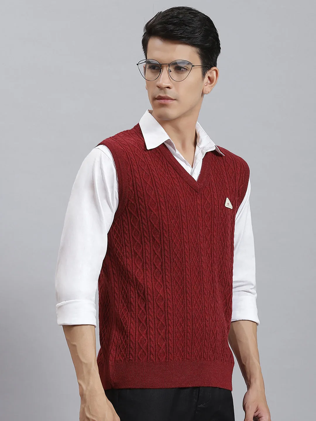 Men Maroon Self Design V Neck Sleeveless Sweaters/Pullovers